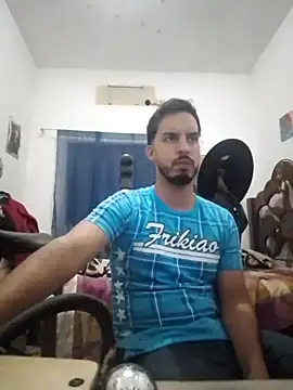 Snapshot of alejo5288 chatting on 10-03-25, 02:41 alejo5288 online show from 10-03-25, 02:41