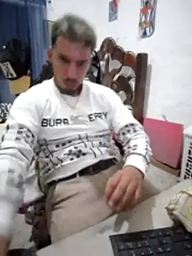 alejo5288 online show from 03-05-26, 01:23