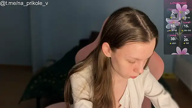 Snapshot of na_prikole_ chatting on 12-20-25, 03:08 na prikole online show from 12-20-25, 03:08