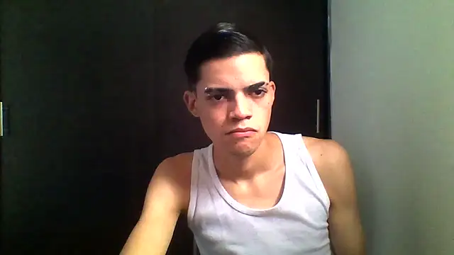 Latinos 2001 online show from 05-14-26, 02:35