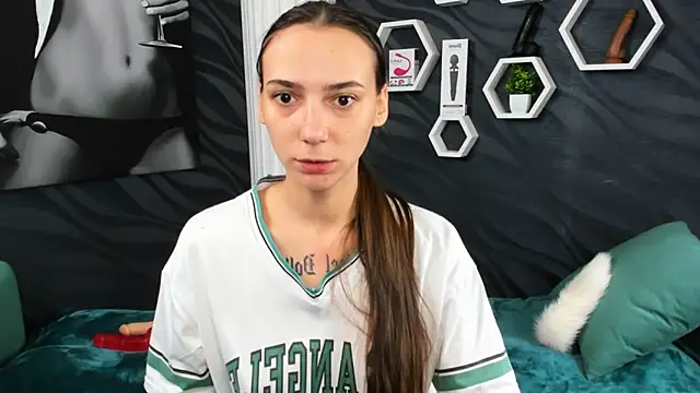 annabishop online show from 01-27-25, 03:26