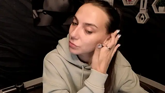 annabishop online show from 10-08-25, 12:19