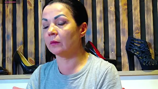 Tory Lovi online show from 05-04-26, 03:46