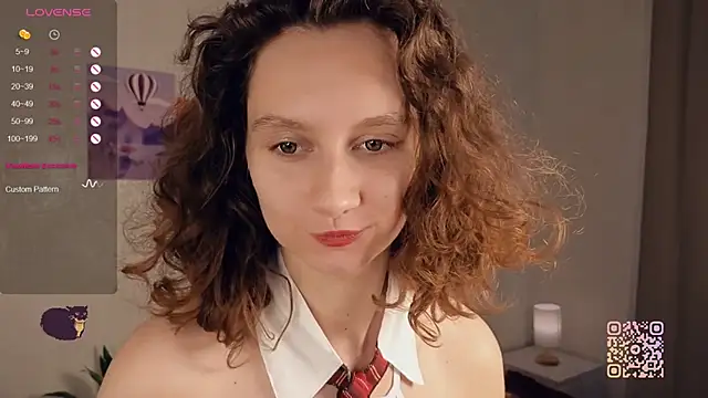 Snapshot of Leya_Curly chatting on 09-15-25, 09:42 Leya Curly online show from 09-15-25, 09:42