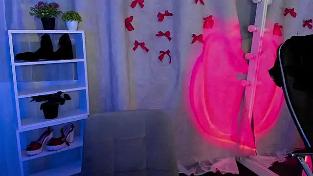 Sahara Shields online show from 03-07-25, 04:22