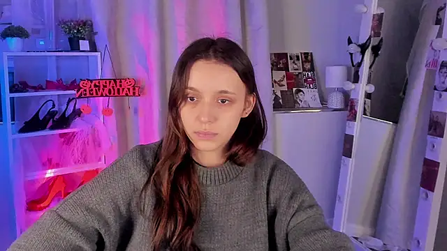 Sahara Shields online show from 10-24-25, 10:33