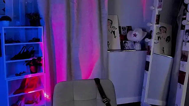 Sahara Shields online show from 11-15-25, 10:12