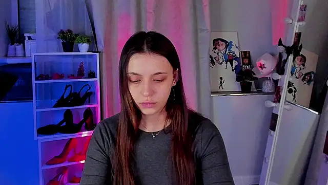 Sahara Shields online show from 12-21-25, 10:33