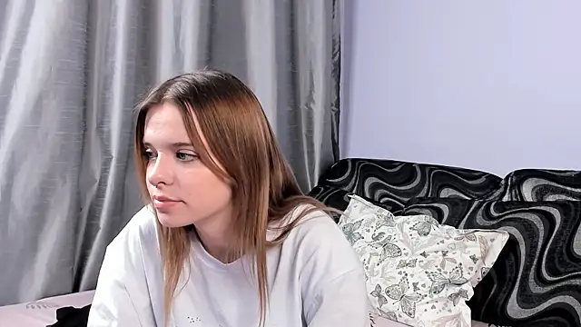 MonaClive online show from 01-23-25, 07:32