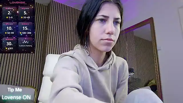 KeylaBlair online show from 03-11-25, 04:21