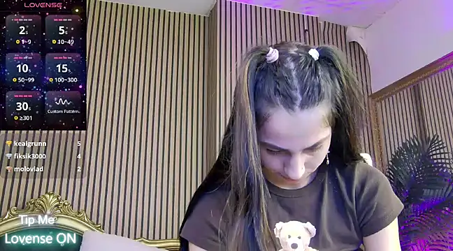 KeylaBlair online show from 03-11-25, 04:40