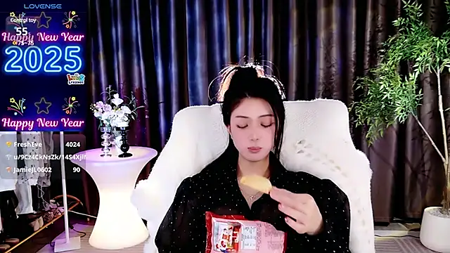 Snapshot of miaomiao-777 chatting on 01-26-25, 07:41 miaomiao-777 online show from 01-26-25, 07:41