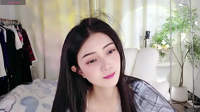 Snapshot of miaomiao-777 chatting on 09-24-25, 02:15 miaomiao-777 online show from 09-24-25, 02:15