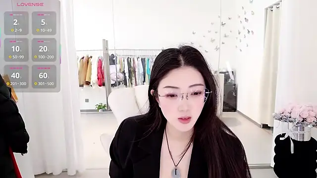 Snapshot of miaomiao-777 chatting on 02-18-26, 03:24 miaomiao-777 online show from 02-18-26, 03:24