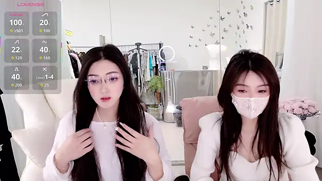 Snapshot of miaomiao-777 chatting on 02-28-26, 04:35 miaomiao-777 online show from 02-28-26, 04:35