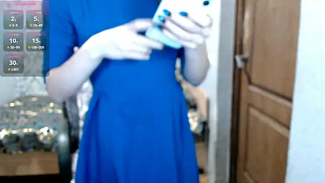 LauraBlan online show from 12-03-24, 07:11