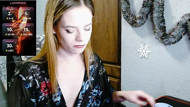 LauraBlan online show from 01-07-25, 08:10