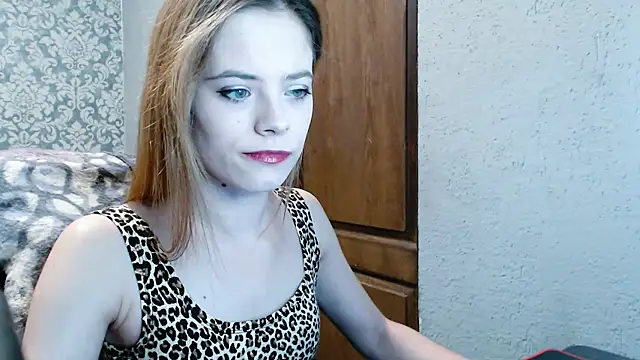 LauraBlan online show from 01-14-25, 08:26