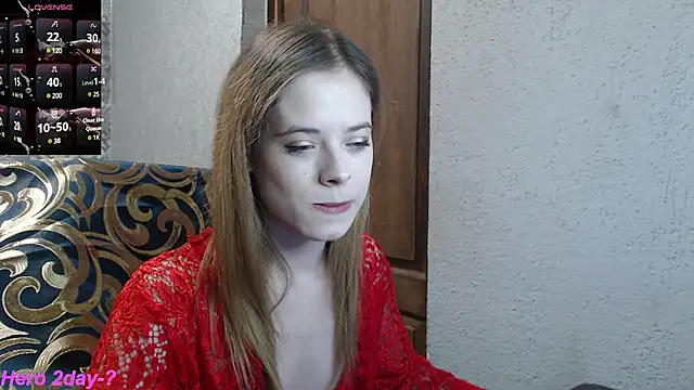 LauraBlan online show from 03-09-25, 08:31