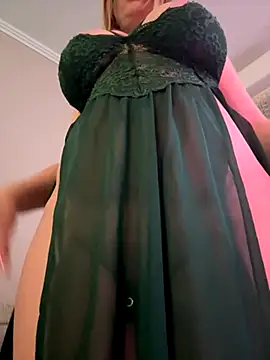 Megan off online show from 12-22-25, 09:01