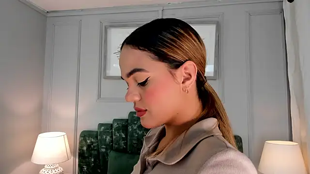 Snapshot of rutila_ford chatting on 02-20-25, 10:37 rutila ford online show from 02-20-25, 10:37