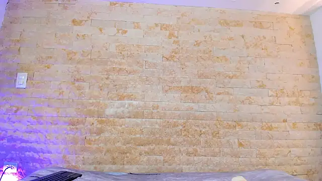 Snapshot of pocahontas_pow chatting on 09-13-25, 11:43 pocahontas pow online show from 09-13-25, 11:43