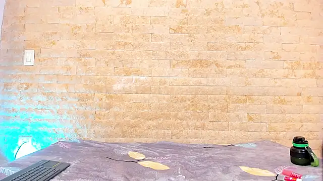 Snapshot of pocahontas_pow chatting on 09-15-25, 12:16 pocahontas pow online show from 09-15-25, 12:16