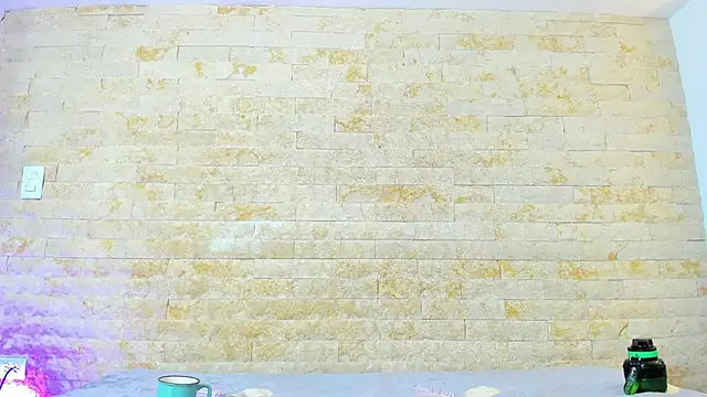 Snapshot of pocahontas_pow chatting on 10-04-25, 12:03 pocahontas pow online show from 10-04-25, 12:03