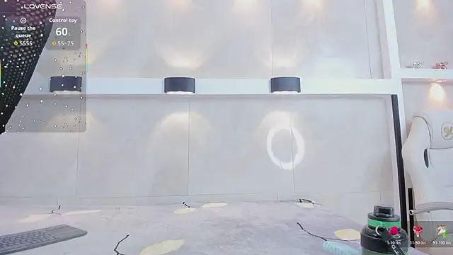 Snapshot of pocahontas_pow chatting on 11-07-25, 11:43 pocahontas pow online show from 11-07-25, 11:43