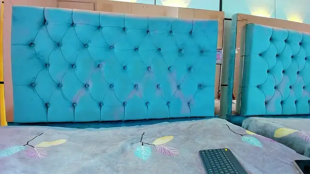 Snapshot of pocahontas_pow chatting on 03-04-26, 11:38 pocahontas pow online show from 03-04-26, 11:38