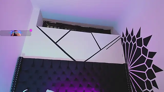 EthaanCox online show from 10-02-25, 07:26