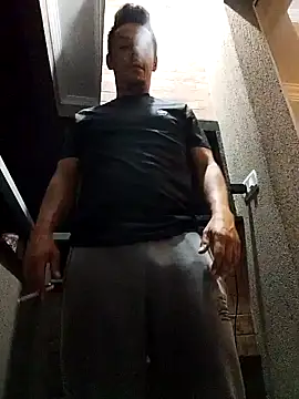 Snapshot of Santanacumxplod chatting on 01-23-25, 02:23 Santanacumxplod online show from 01-23-25, 02:23