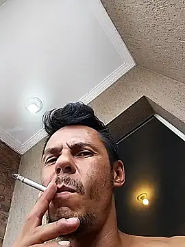 Snapshot of Santanacumxplod chatting on 01-25-25, 05:51 Santanacumxplod online show from 01-25-25, 05:51