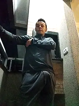 Snapshot of Santanacumxplod chatting on 02-28-25, 03:04 Santanacumxplod online show from 02-28-25, 03:04