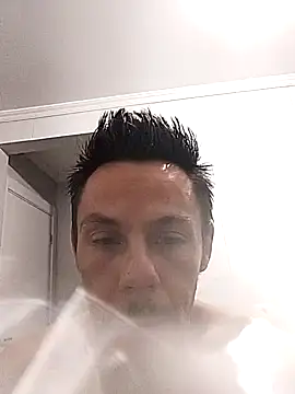 Snapshot of Santanacumxplod chatting on 02-01-26, 08:24 Santanacumxplod online show from 02-01-26, 08:24