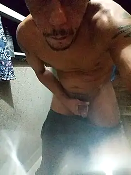 Snapshot of Santanacumxplod chatting on 02-25-26, 02:10 Santanacumxplod online show from 02-25-26, 02:10