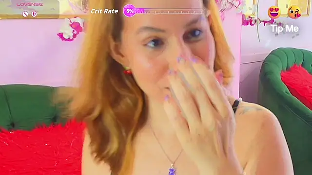 Snapshot of scarlette69 chatting on 09-21-25, 08:54 scarlette69 online show from 09-21-25, 08:54