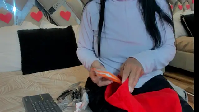 raquell moore online show from 02-20-25, 07:23