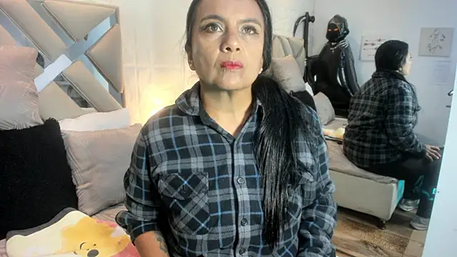 raquell moore online show from 11-06-25, 11:44