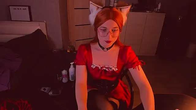 foxy jpg online show from 12-16-25, 09:42