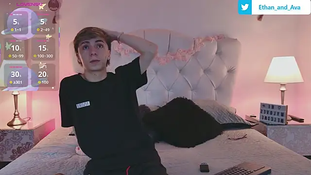 ethan and ava online show from 09-18-25, 01:24