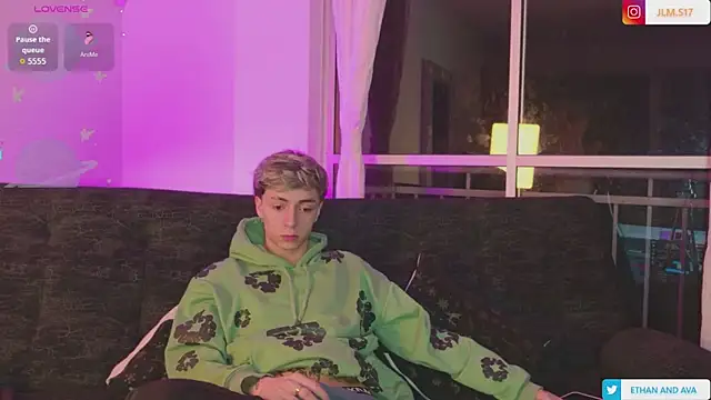 ethan and ava online show from 05-14-26, 02:18
