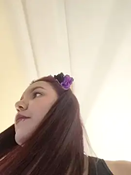 Snapshot of Capricornio_ chatting on 10-31-25, 04:24 Capricornio online show from 10-31-25, 04:24