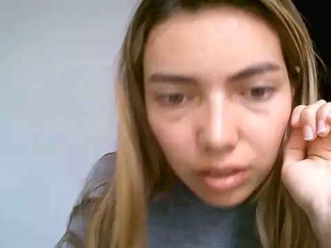 VittoriaTaylor online show from 06-07-26, 06:00