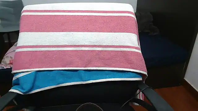 Snapshot of LovelyRosy chatting on 09-30-25, 12:37 LovelyRosy online show from 09-30-25, 12:37