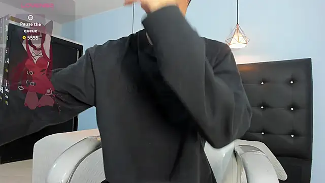 Snapshot of Cum_hunters chatting on 10-25-25, 03:36 Cum hunters online show from 10-25-25, 03:36