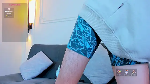 Snapshot of Cum_hunters chatting on 11-05-25, 03:28 Cum hunters online show from 11-05-25, 03:28