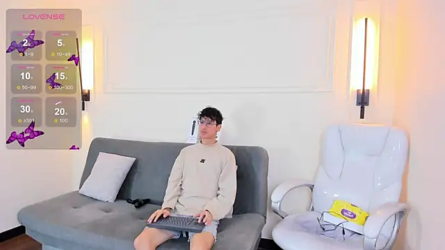 Snapshot of Cum_hunters chatting on 11-20-25, 03:18 Cum hunters online show from 11-20-25, 03:18