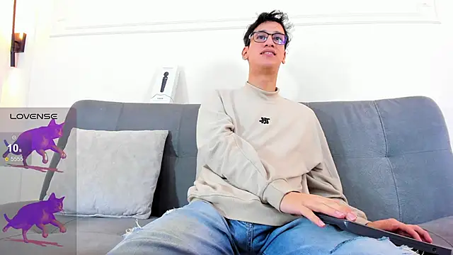 Snapshot of Cum_hunters chatting on 02-24-26, 03:15 Cum hunters online show from 02-24-26, 03:15