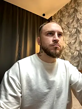  XxX-XxX  online show from 10-10-25, 10:31